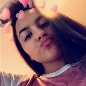 Meet your Posher, Celeste